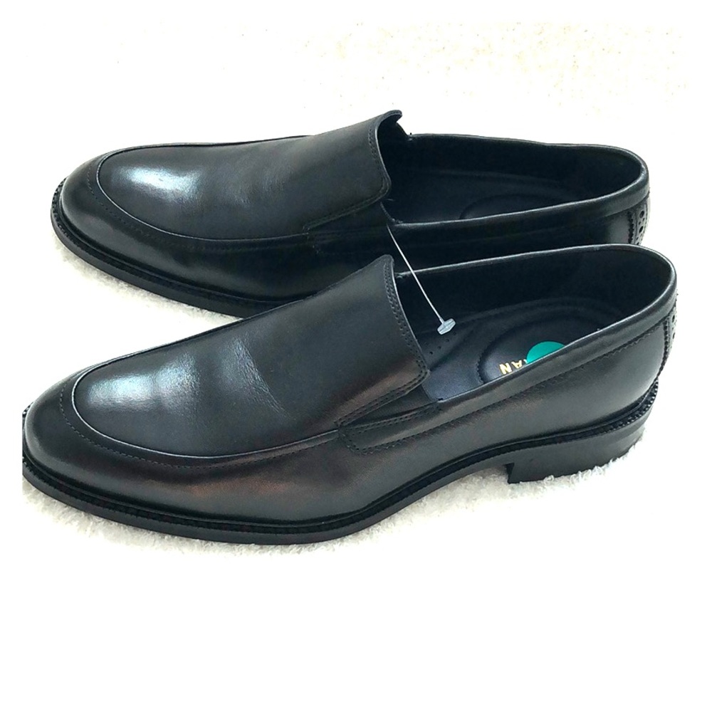 😊NEW‼️Cole Haan  Men’s Black Slip on Shoes 😊
